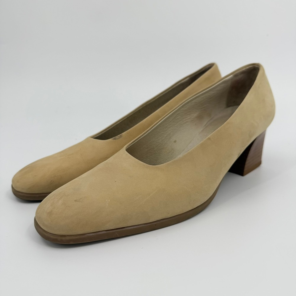 Van Eli Pump Block Heel 90s Vintage Women Size 7.5 Tan Nubuck Leather Round Toe